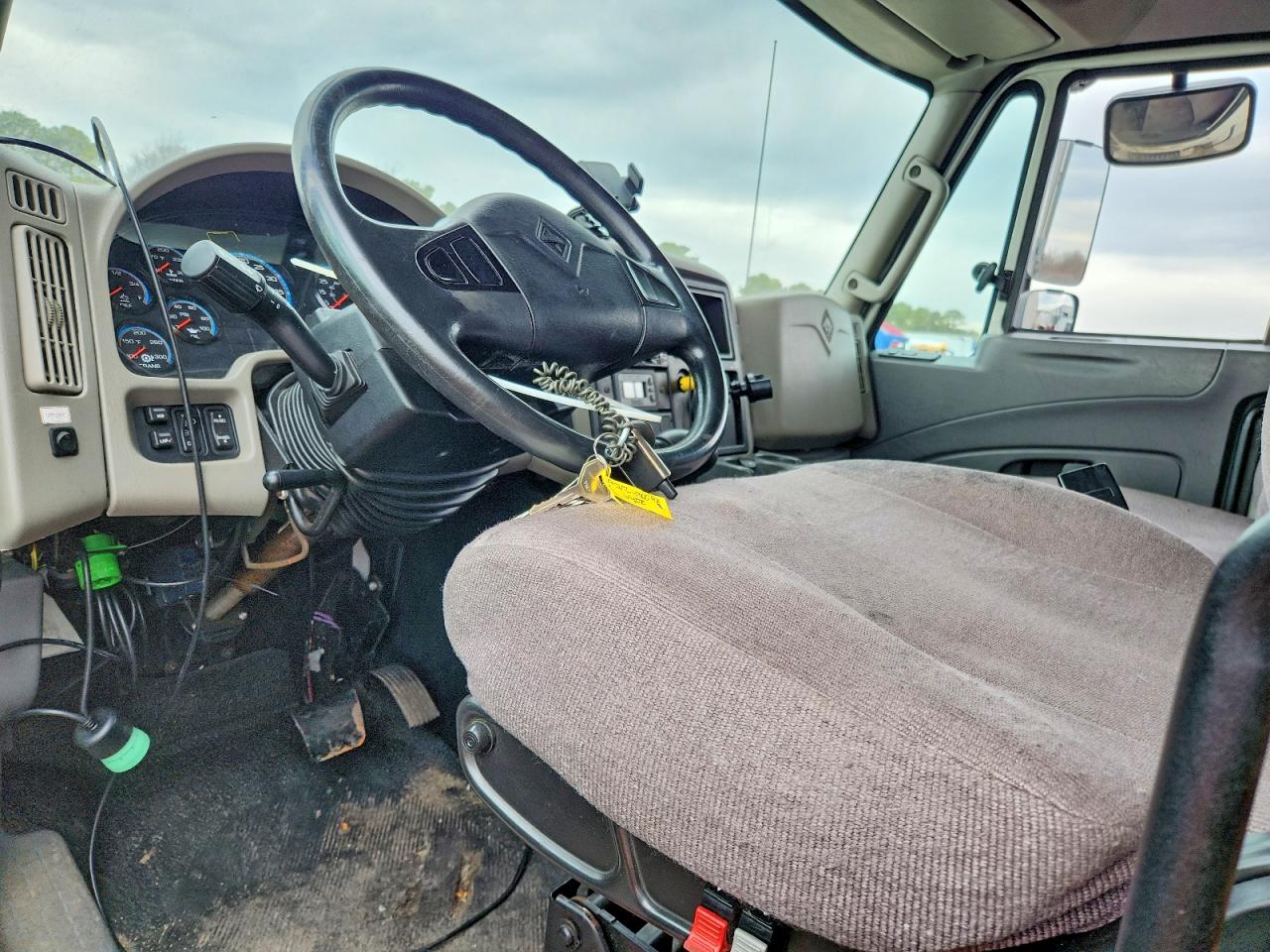 INTERNATIONAL 4000 2018 — 9