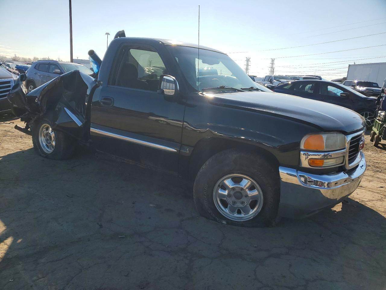 GMC NEW SIERRA 2002 — 5
