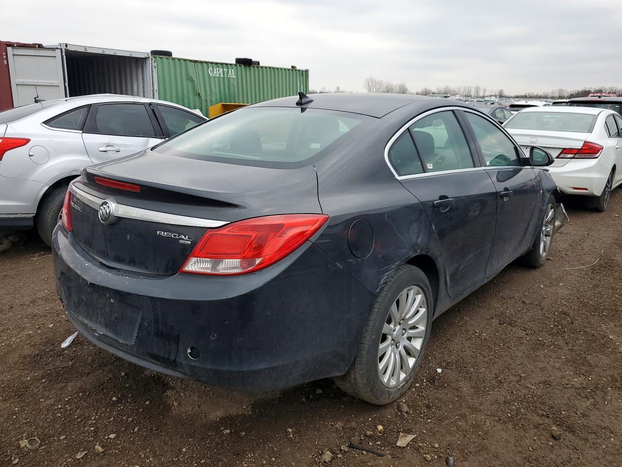 BUICK REGAL 2011 — 4