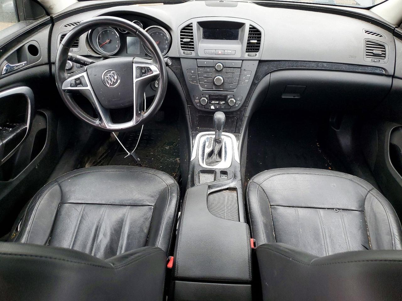 BUICK REGAL 2011 — 9