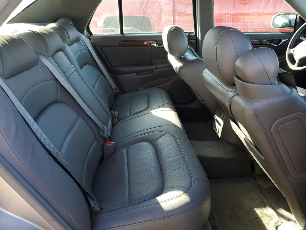 Cadillac DeVille 2005 — 11