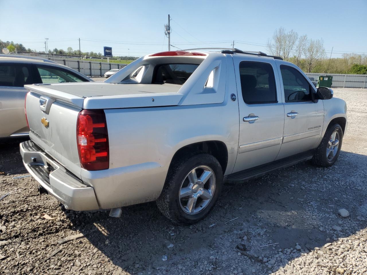 CHEVROLET AVALANCHE 2013 — 4