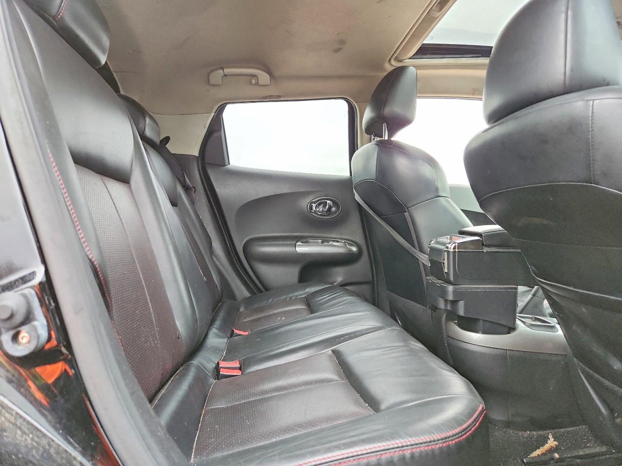 NISSAN JUKE 2012 — 12