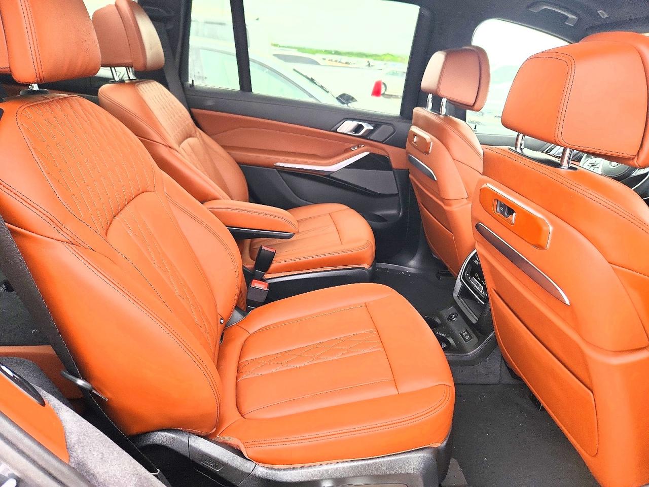 BMW X7 2024 — 12