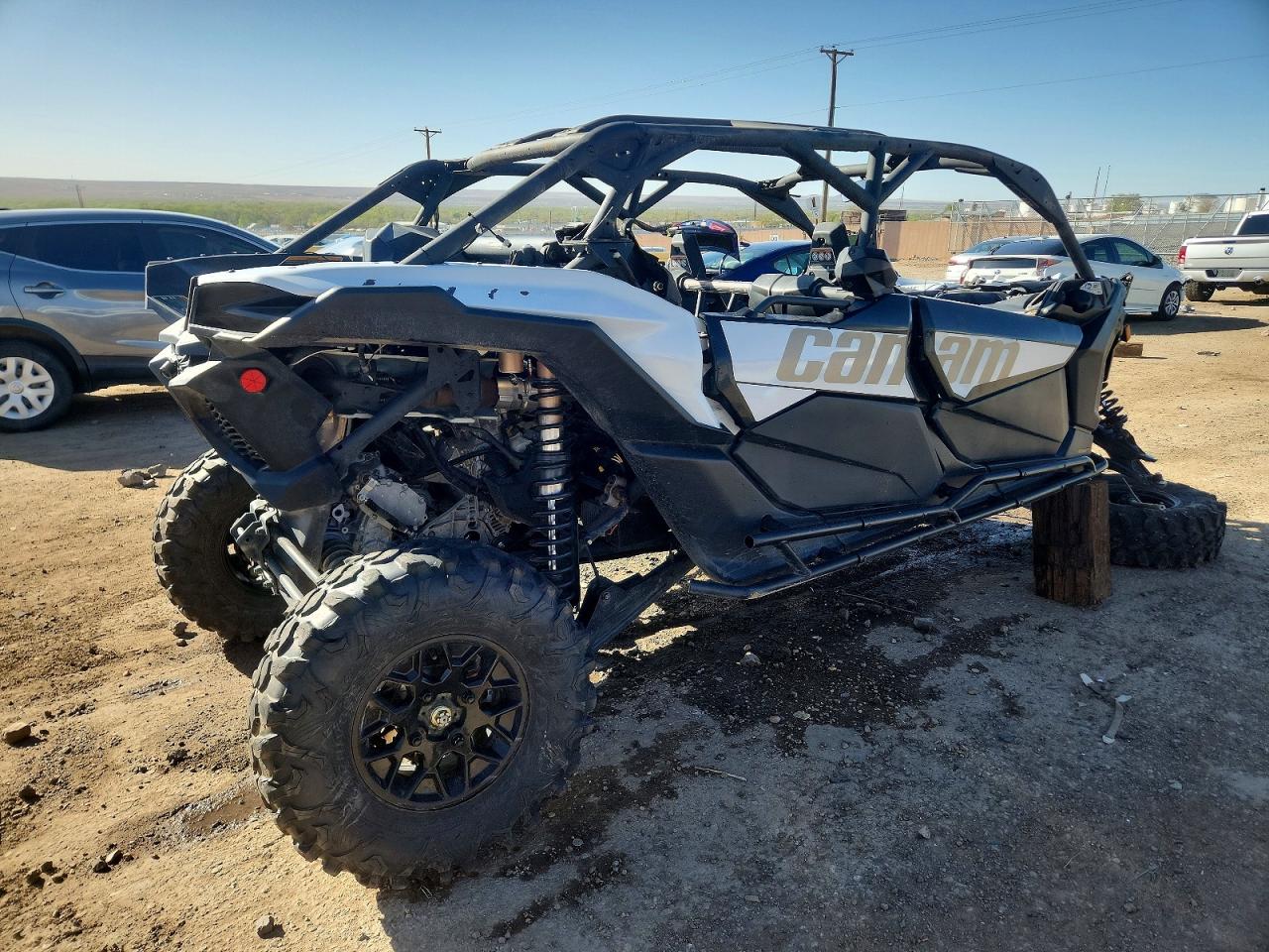 CAN-AM MAVERICK X3 2024 — 5