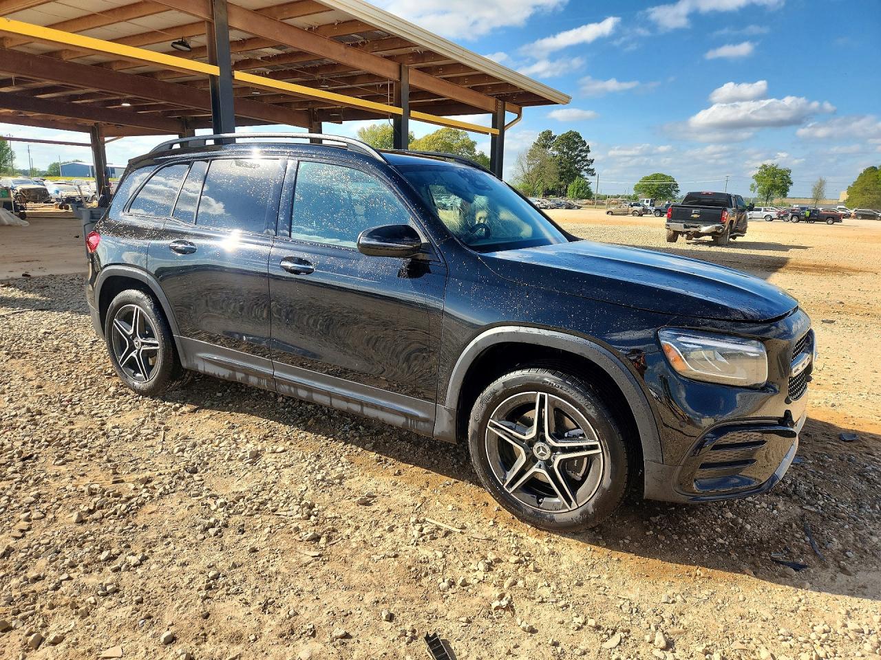 2025 MERCEDES-BENZ GLB 250 4MATIC