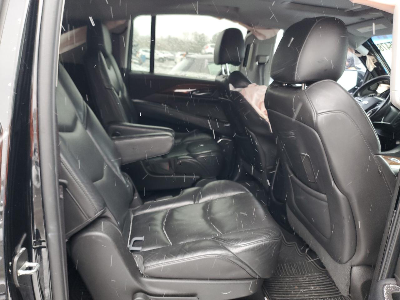 CADILLAC ESCALADE 2016 — 12