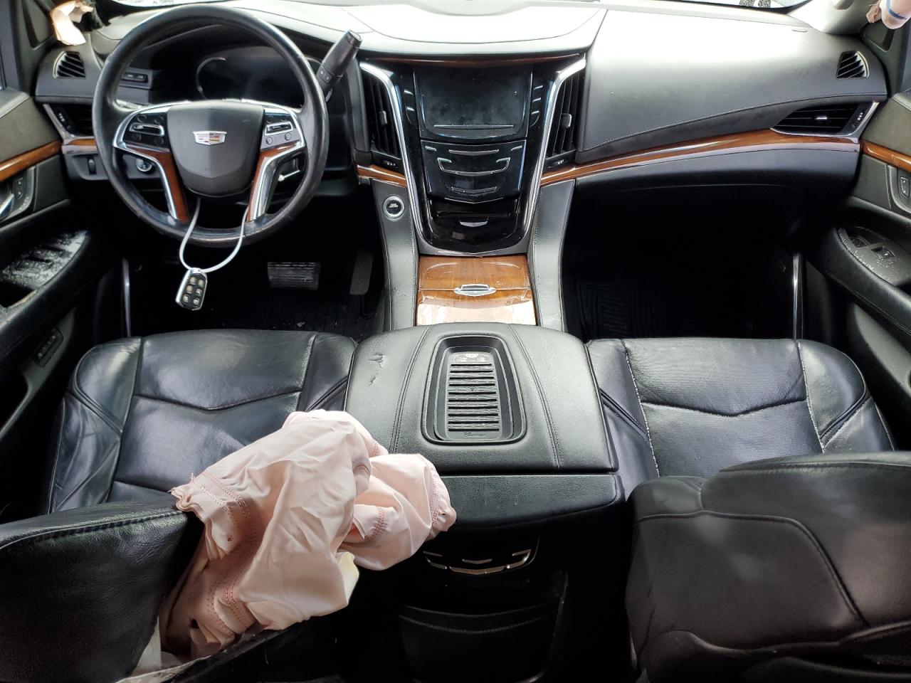 CADILLAC ESCALADE 2016 — 9