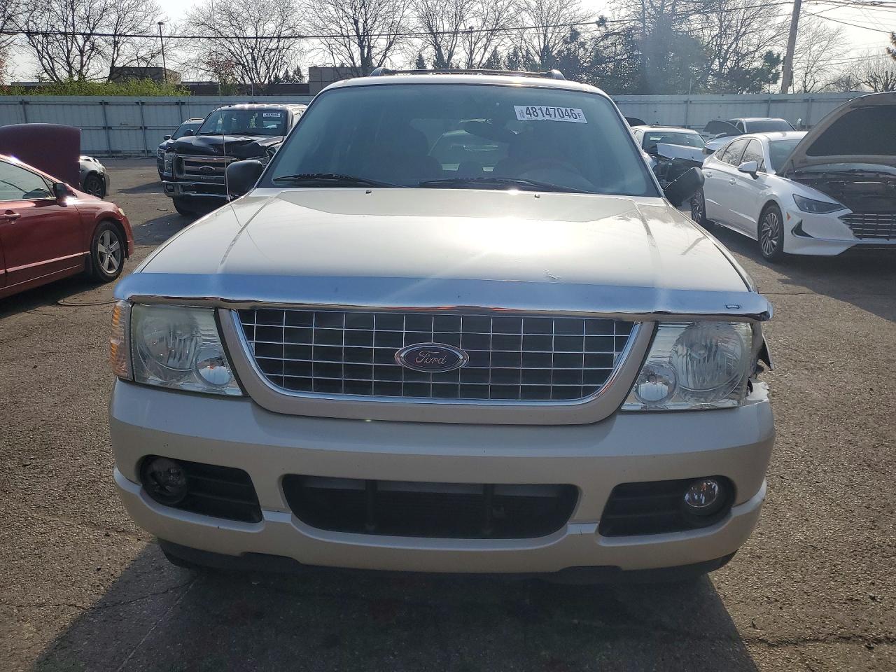 FORD EXPLORER 2005 — 6