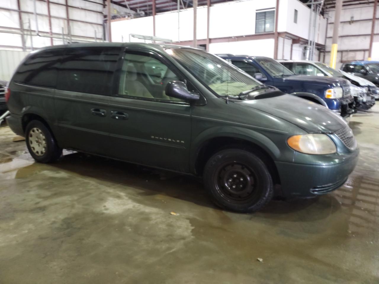 2001 CHRYSLER TOWN & COUNTRY LX