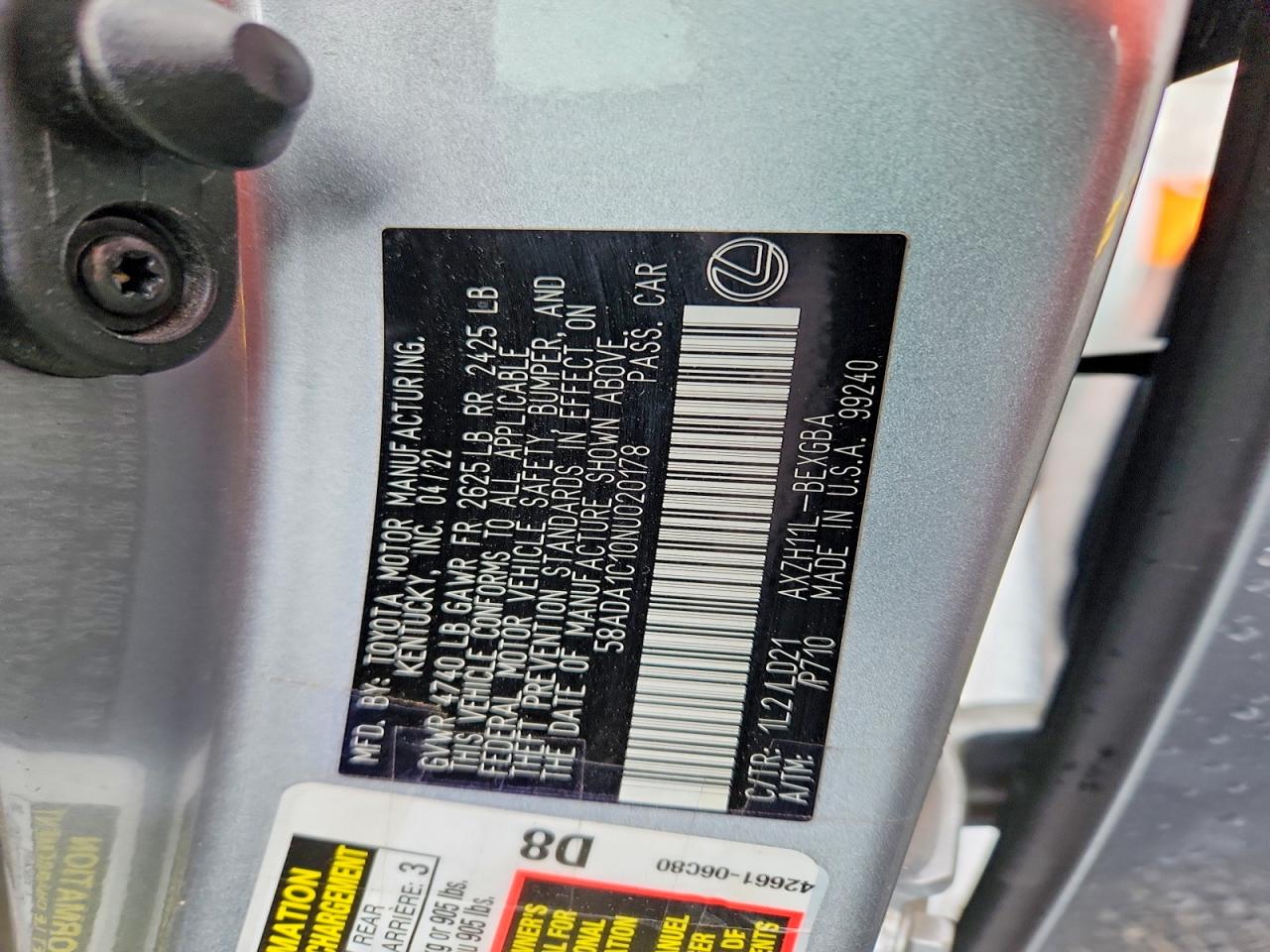 LEXUS ES 300H 2022 — 13