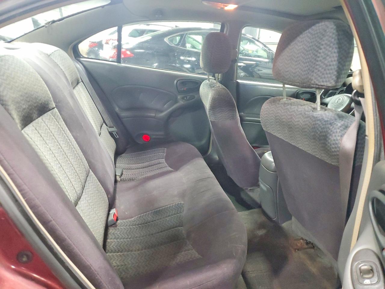 PONTIAC GRAND AM 2003 — 11