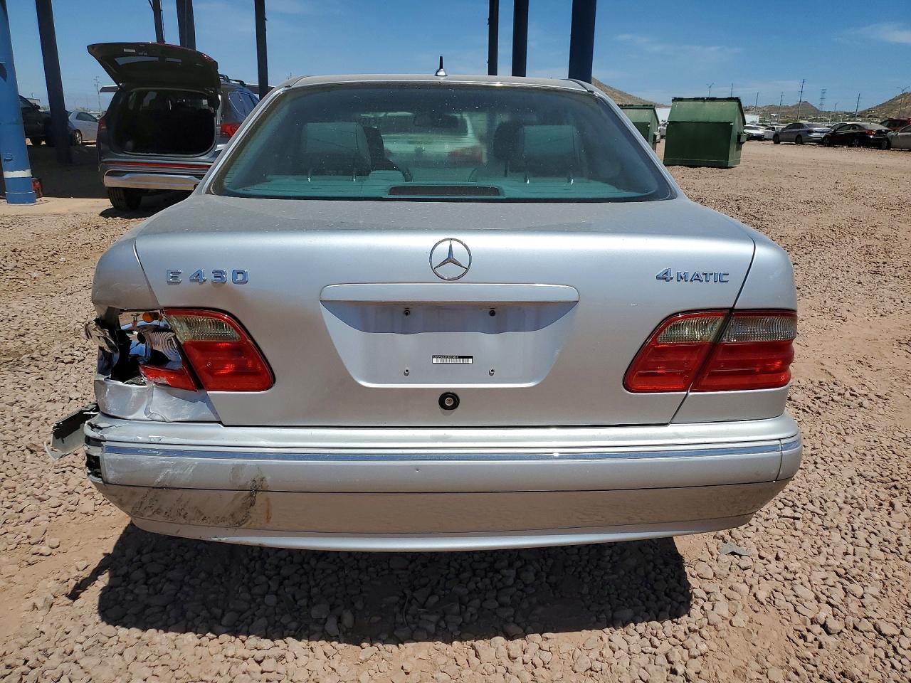 MERCEDES-BENZ E 2001 — 7