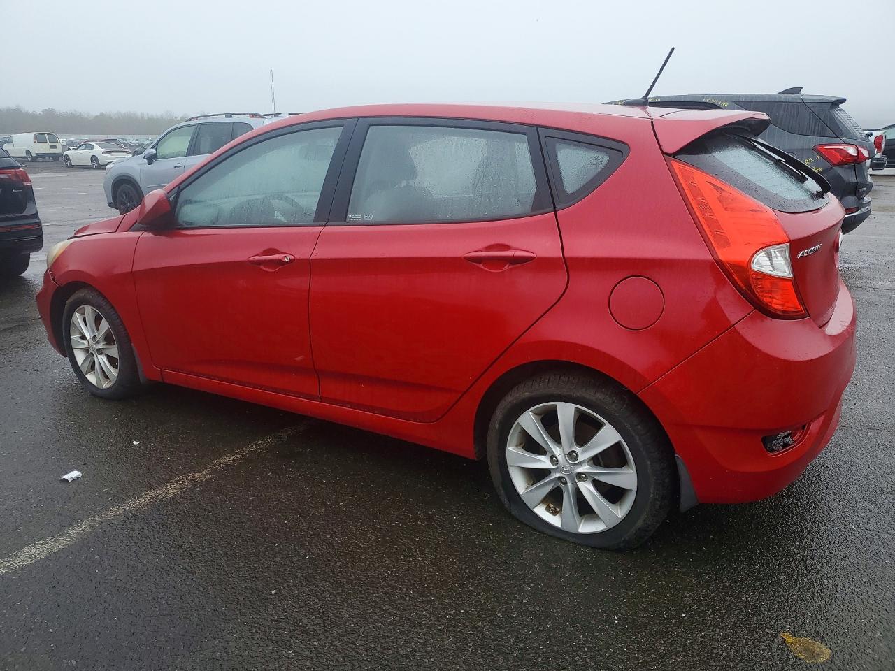 HYUNDAI ACCENT 2012 — 3