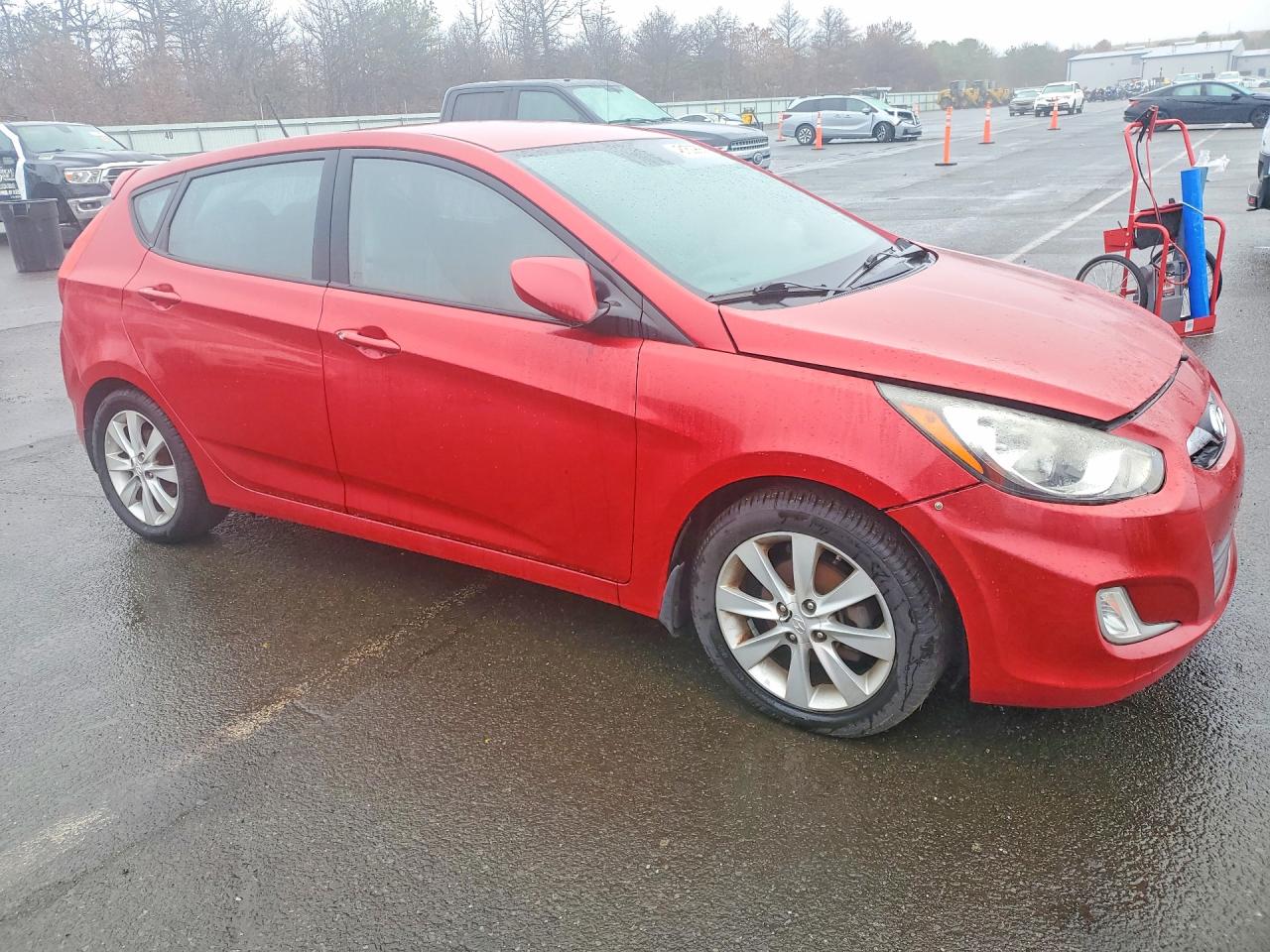 HYUNDAI ACCENT 2012 — 5