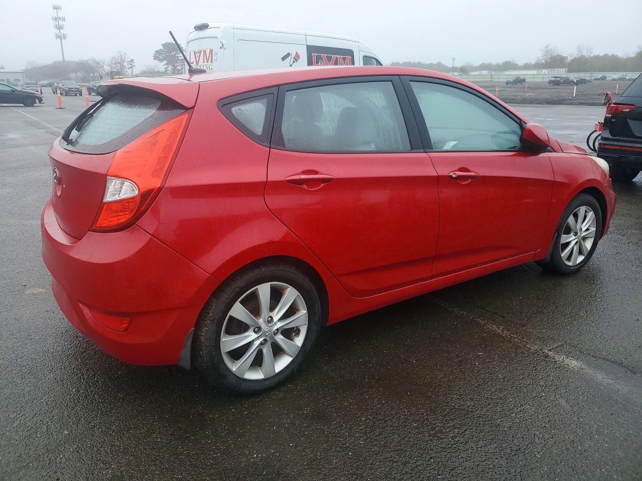 HYUNDAI ACCENT 2012 — 4
