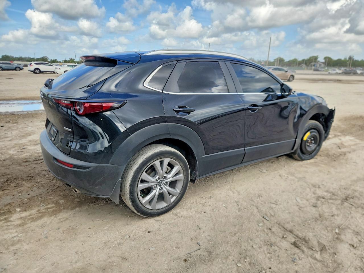 MAZDA CX-30 2023 — 4