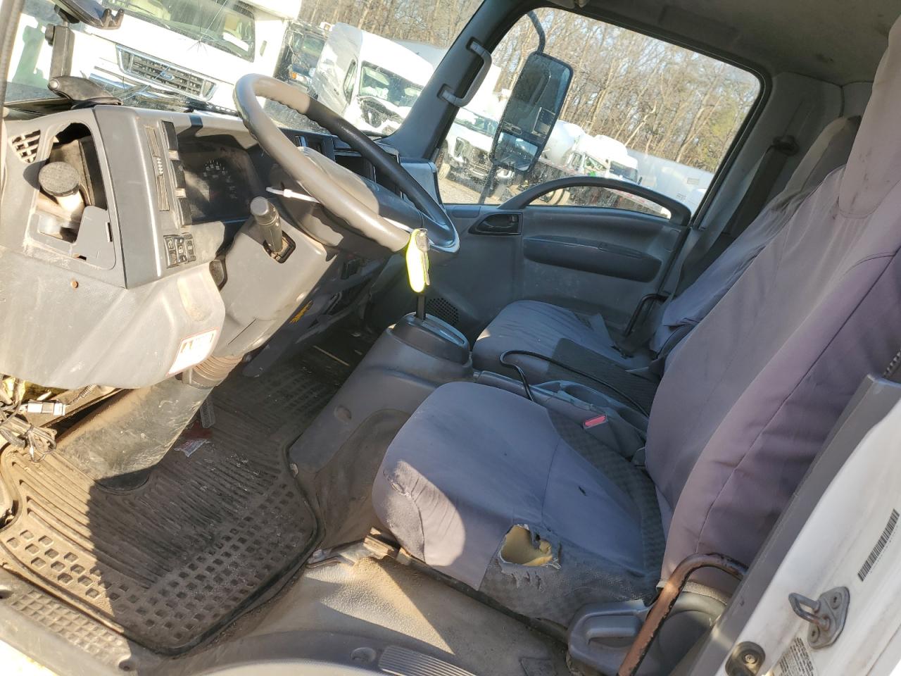 ISUZU NPR HD 2015 — 8