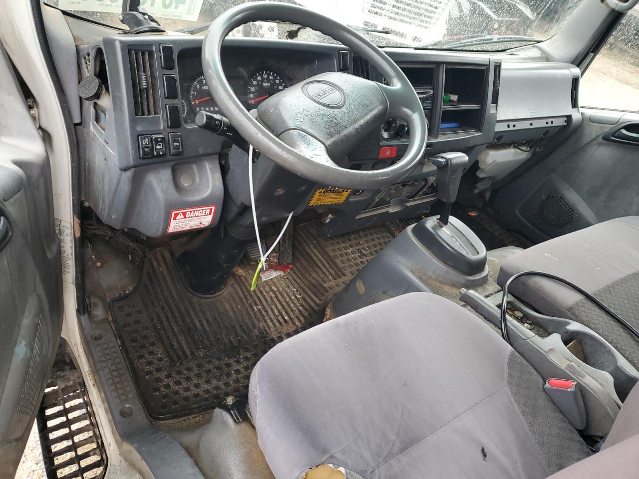 ISUZU NPR HD 2015 — 9