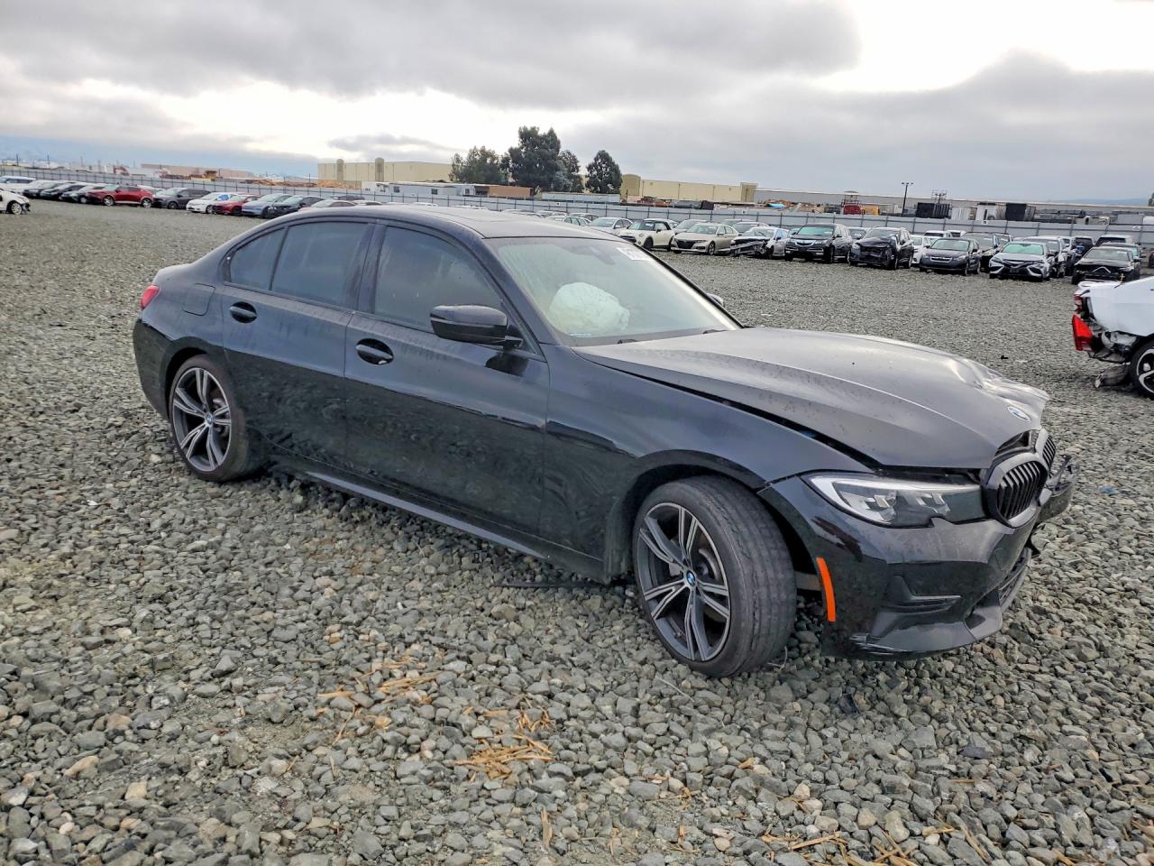 BMW 330I 2020 — 5