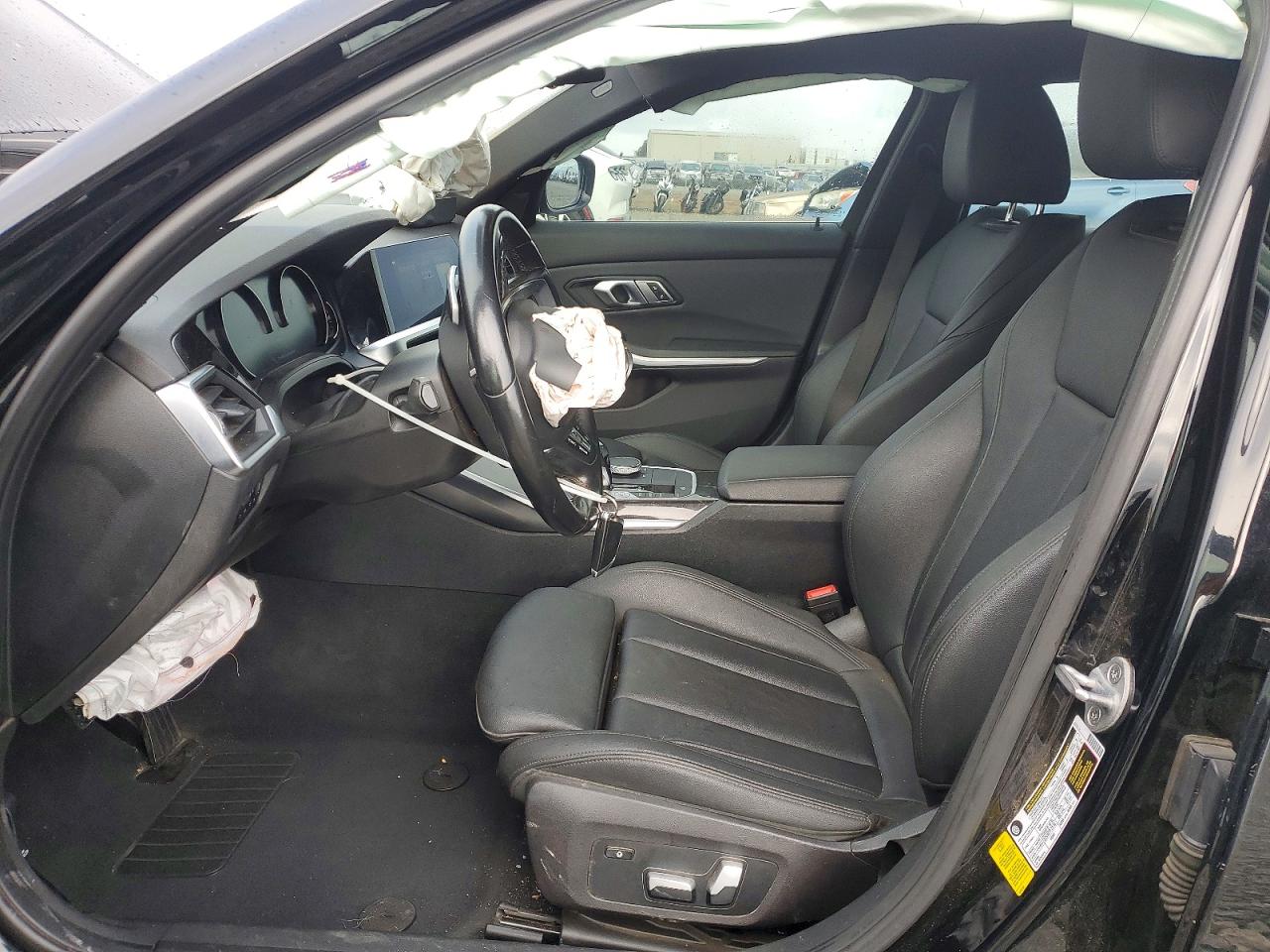 BMW 330I 2020 — 8