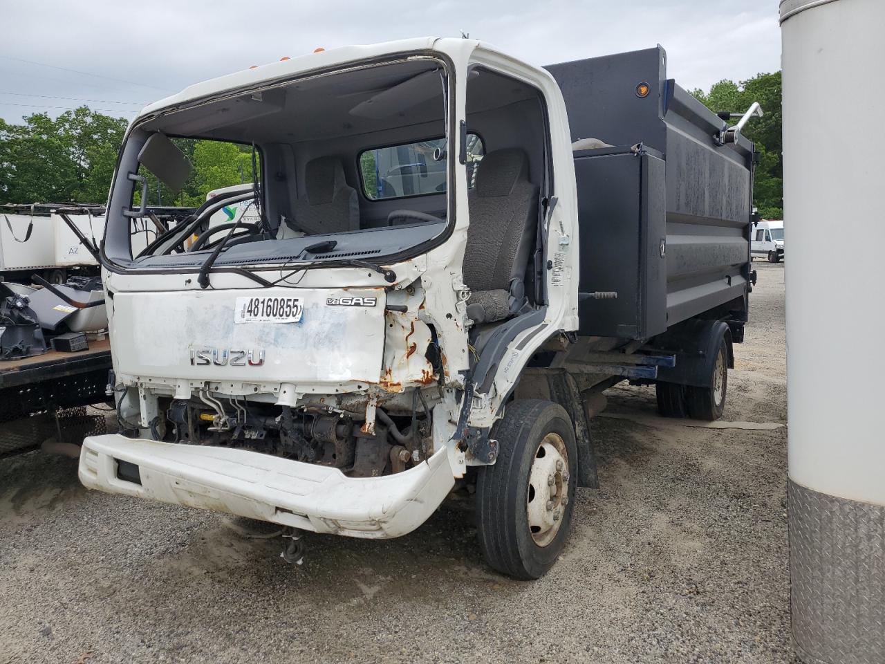 2022 ISUZU NPR HD