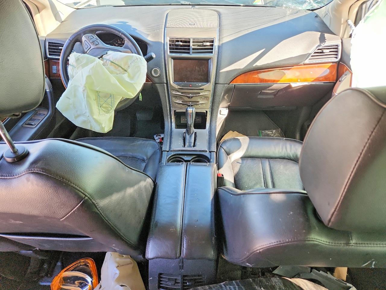 LINCOLN MKX 2013 — 9