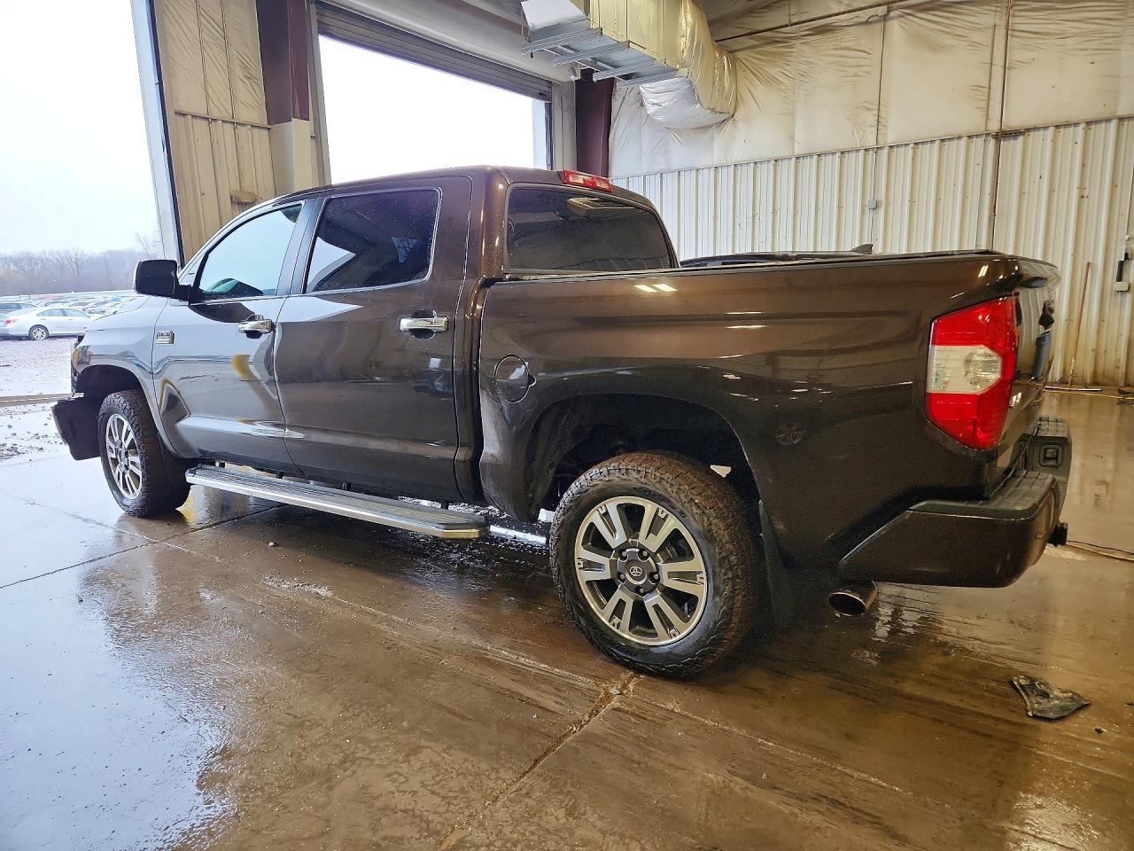 TOYOTA TUNDRA 2019 — 3