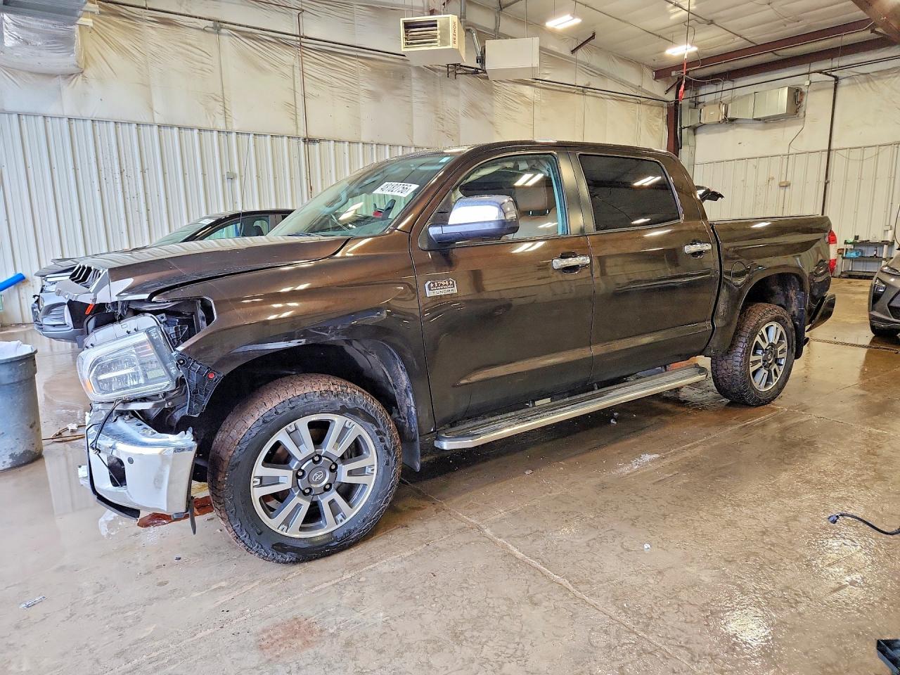 TOYOTA TUNDRA 2019 — 2