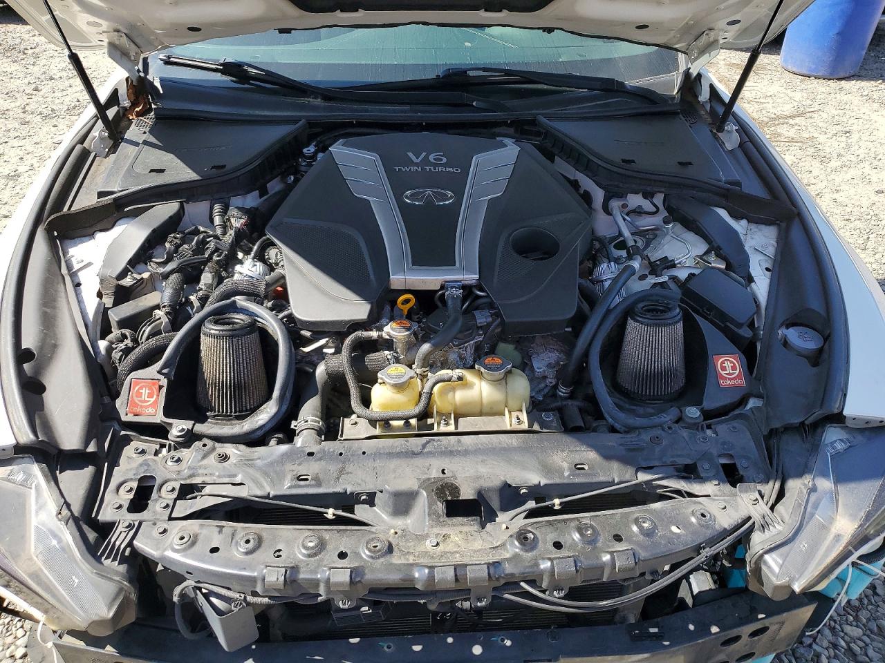 INFINITI Q60 2018 — 12