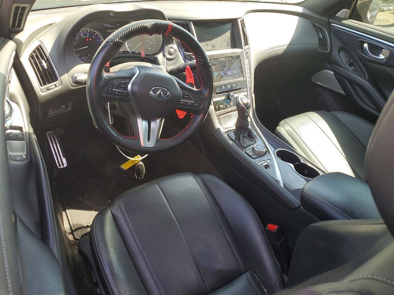 INFINITI Q60 2018 — 9