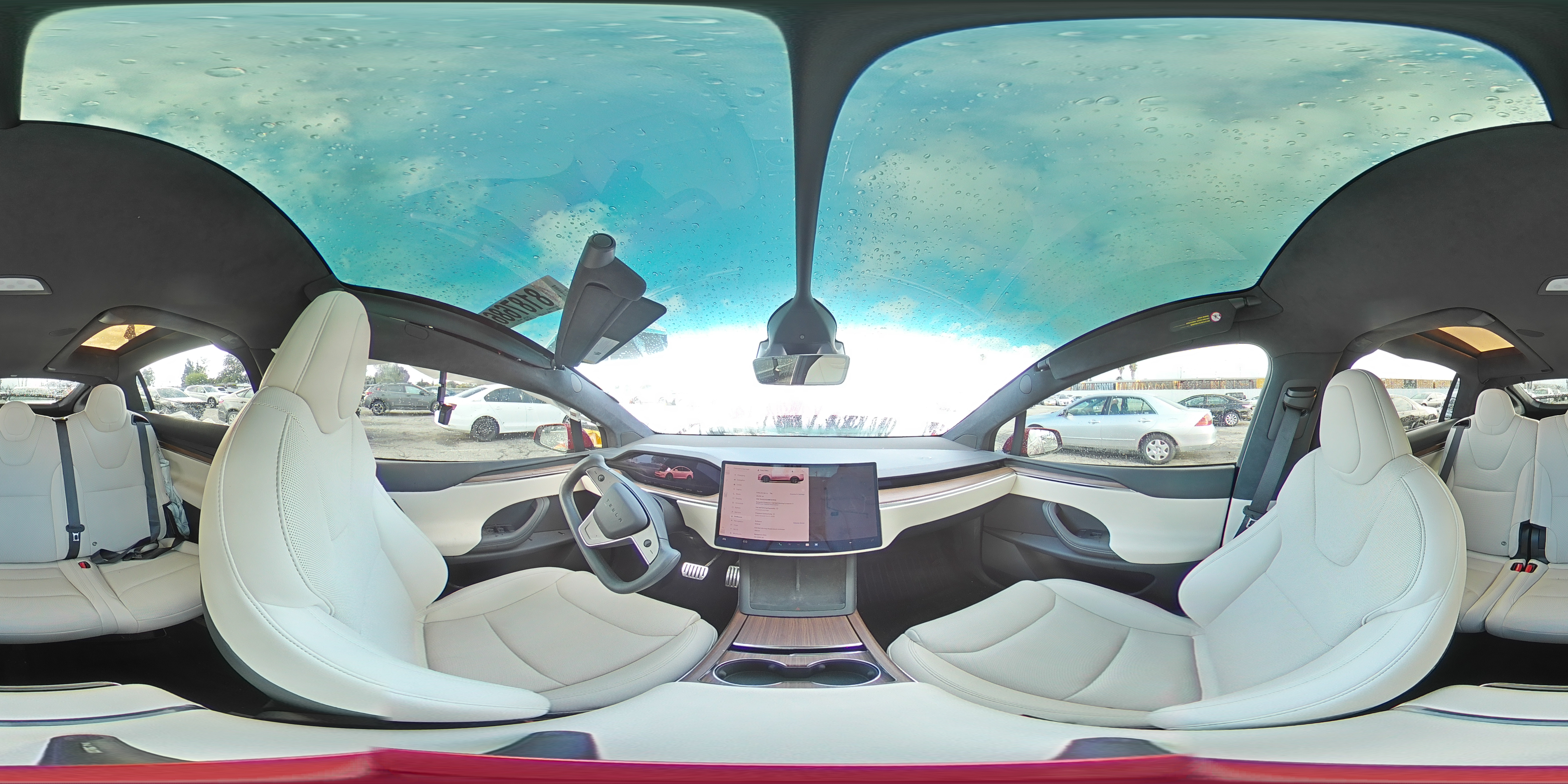 TESLA MODEL X 2022 — 15
