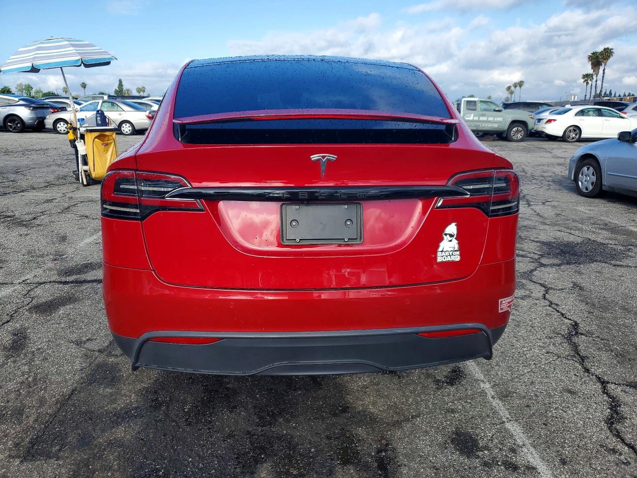 TESLA MODEL X 2022 — 7