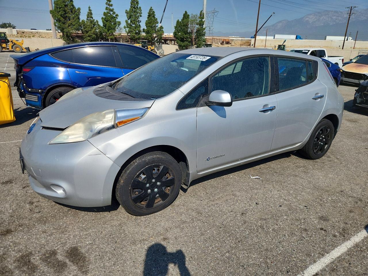 2013 NISS LEAF
