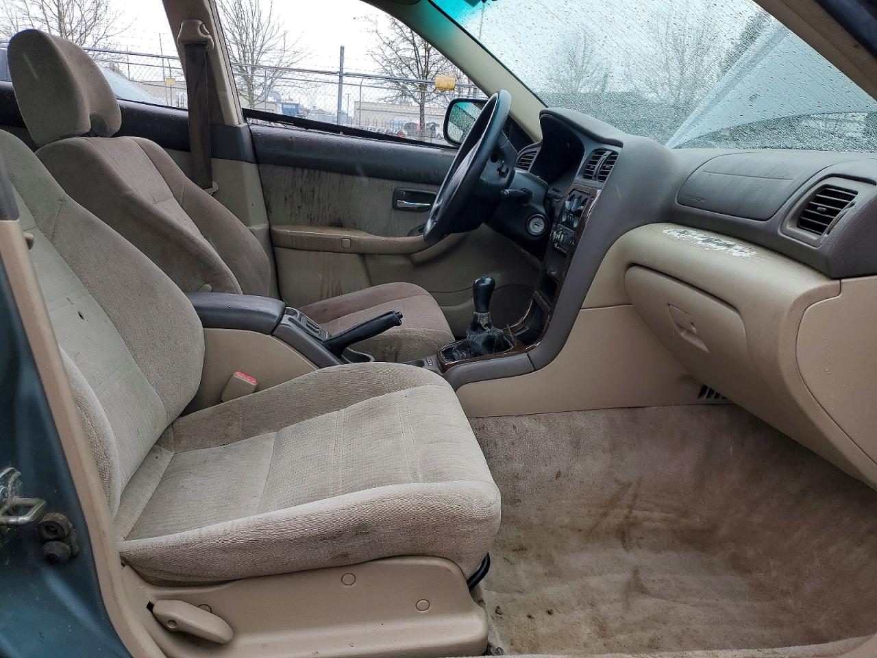 SUBARU LEGACY 2001 — 8