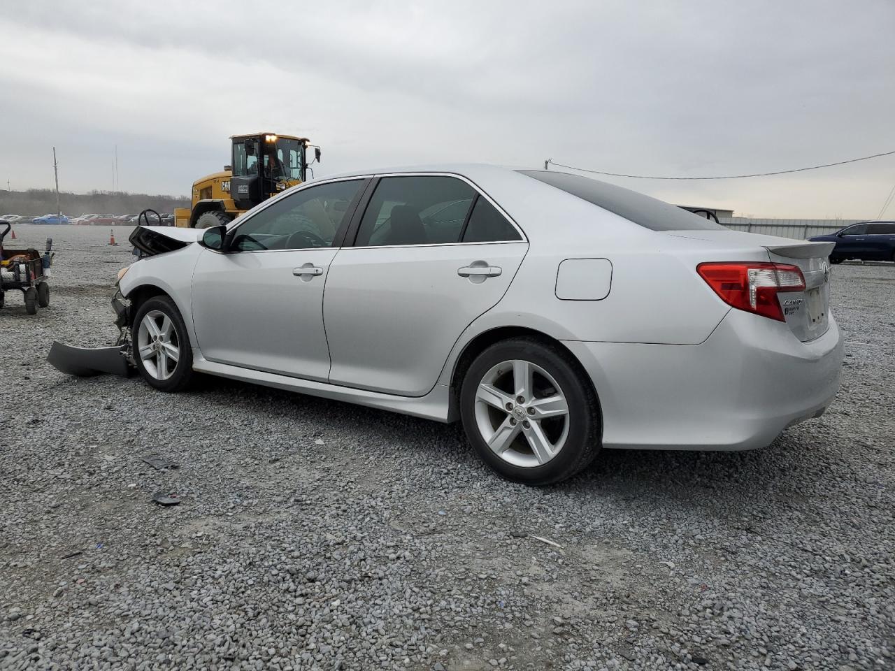 TOYOTA CAMRY 2012 — 3