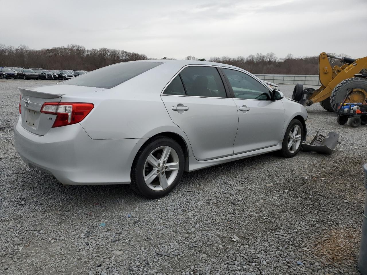 TOYOTA CAMRY 2012 — 4