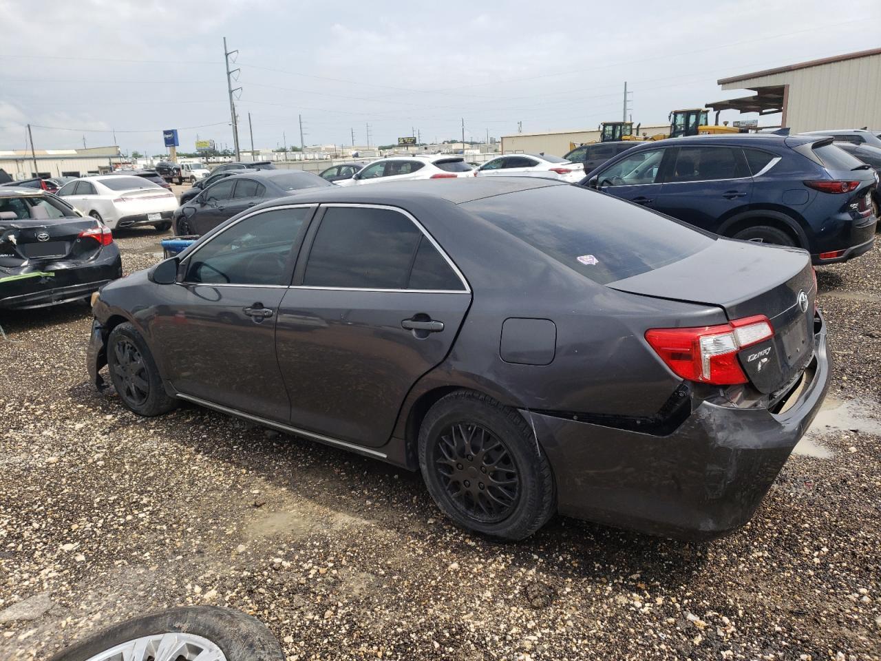 TOYOTA CAMRY 2012 — 3