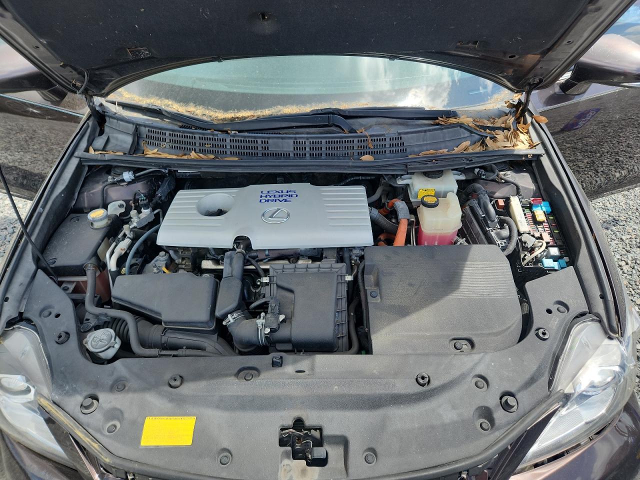 LEXUS CT 200H 2011 — 12