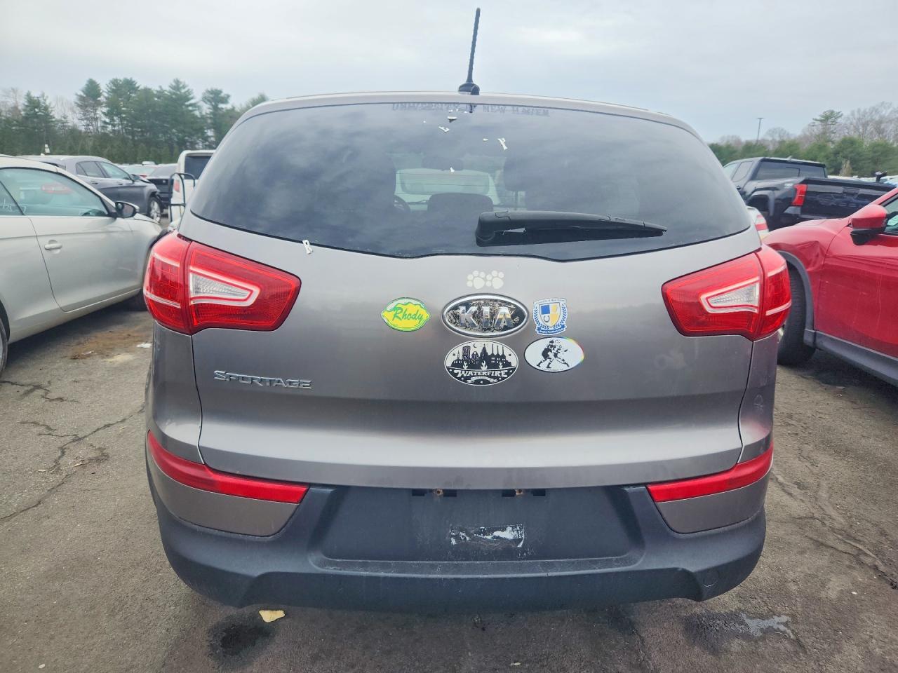 KIA SPORTAGE 2011 — 7