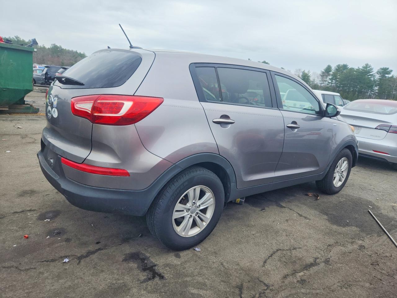 KIA SPORTAGE 2011 — 4