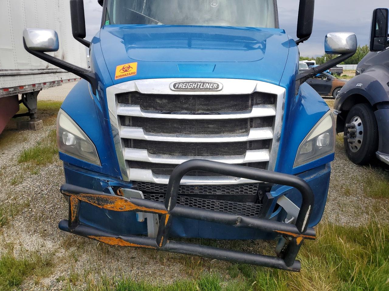 FREIGHTLINER CASCADIA 126 2018 — 8