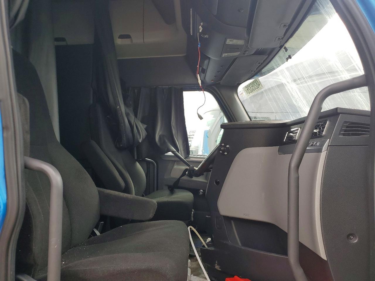 FREIGHTLINER CASCADIA 126 2018 — 6