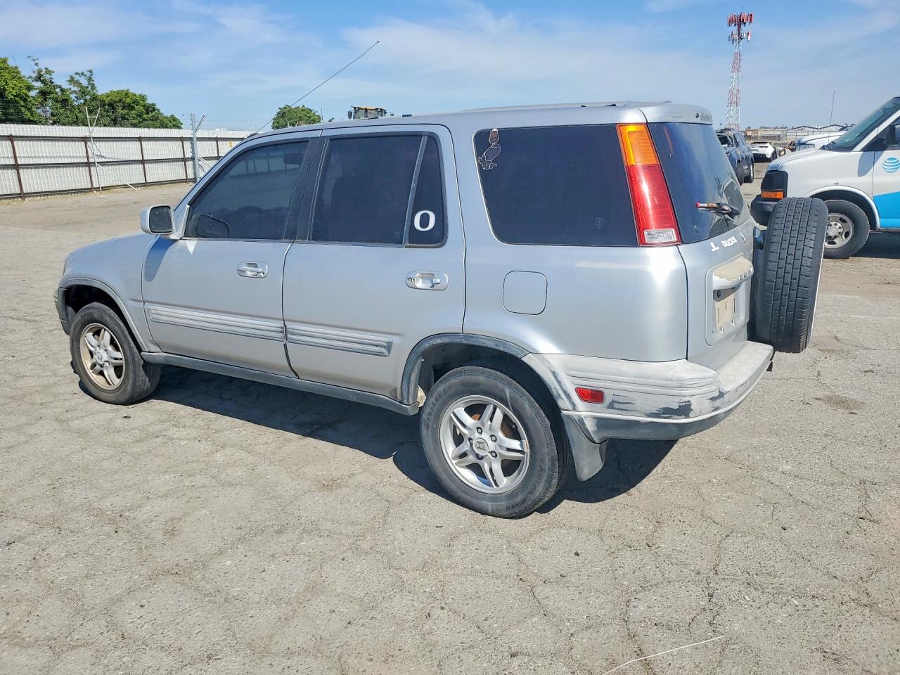 HONDA CR-V 2000 — 3