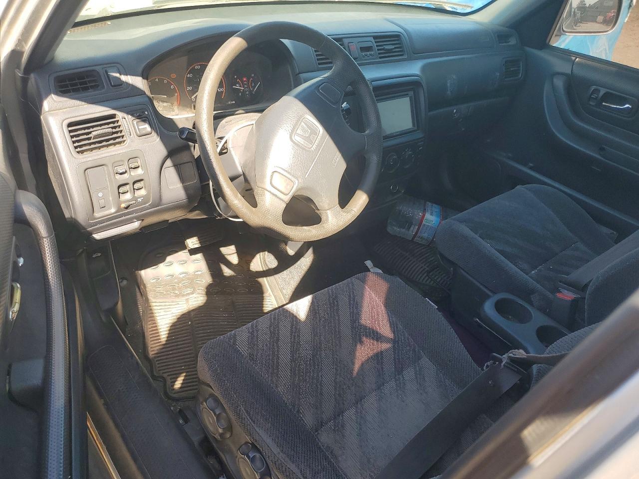 HONDA CR-V 2000 — 9
