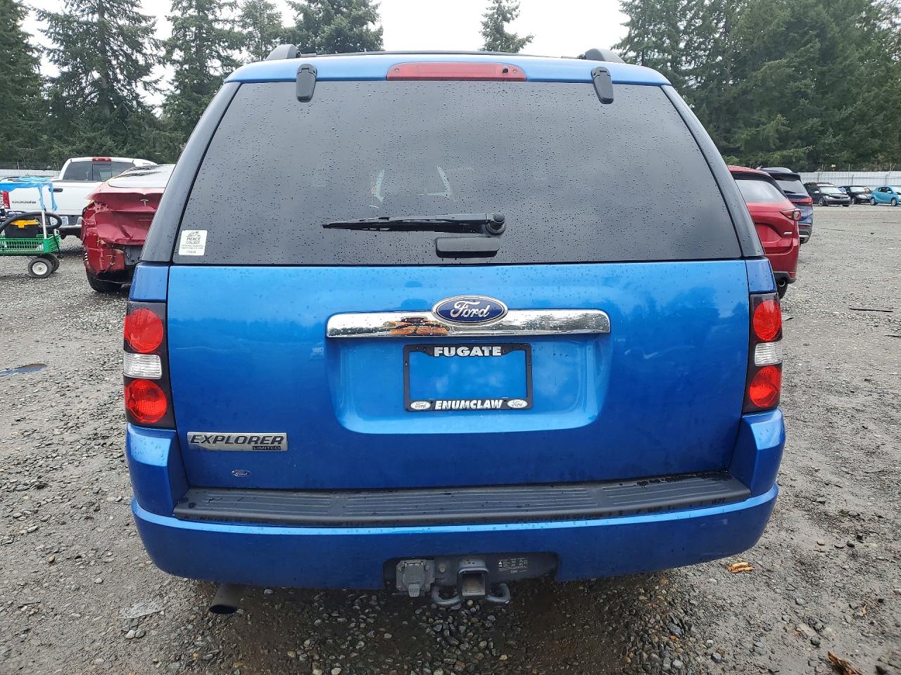 FORD EXPLORER 2010 — 7