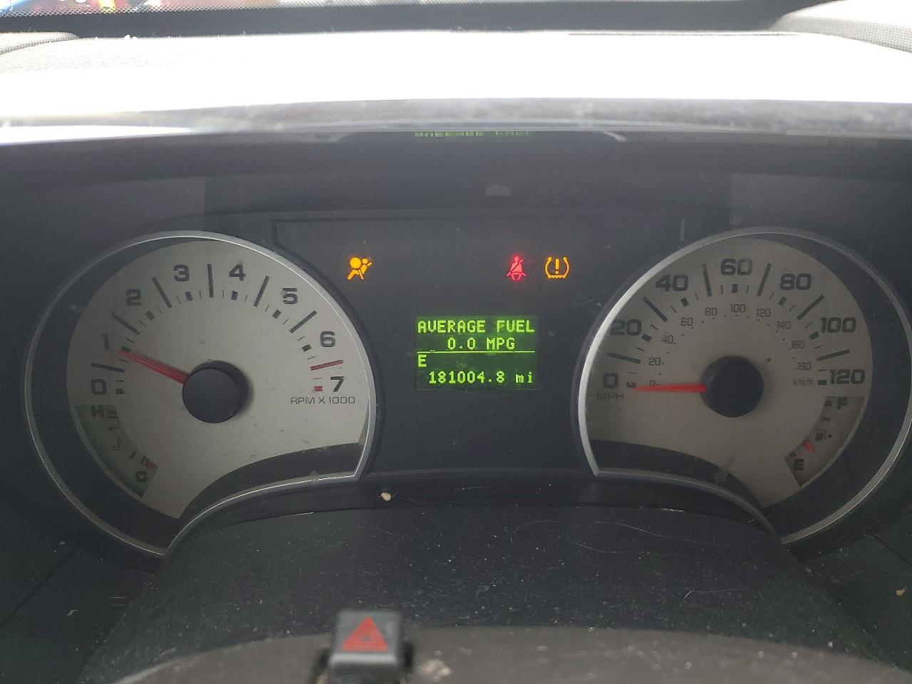 FORD EXPLORER 2010 — 10