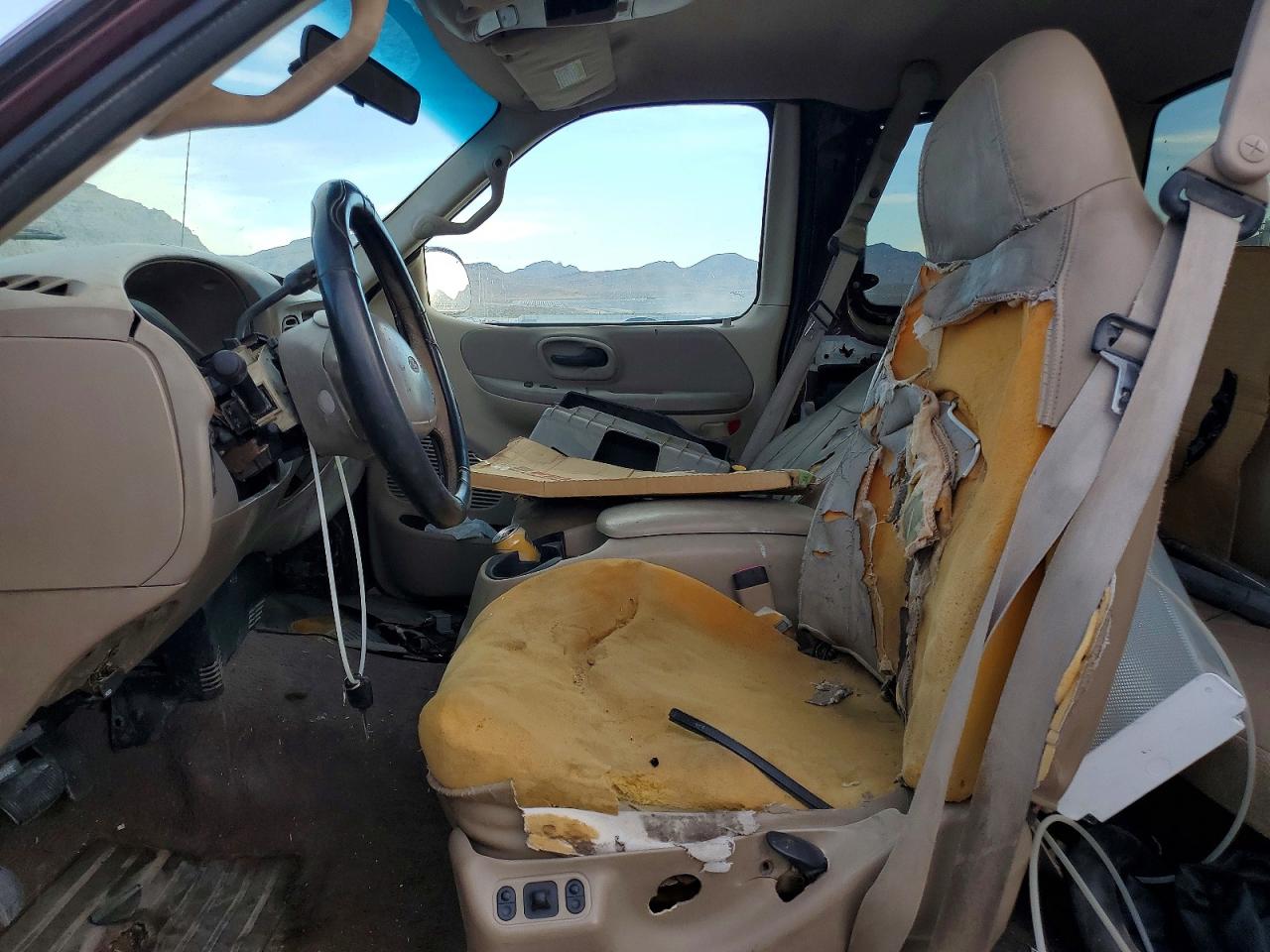 FORD F-150 2000 — 8
