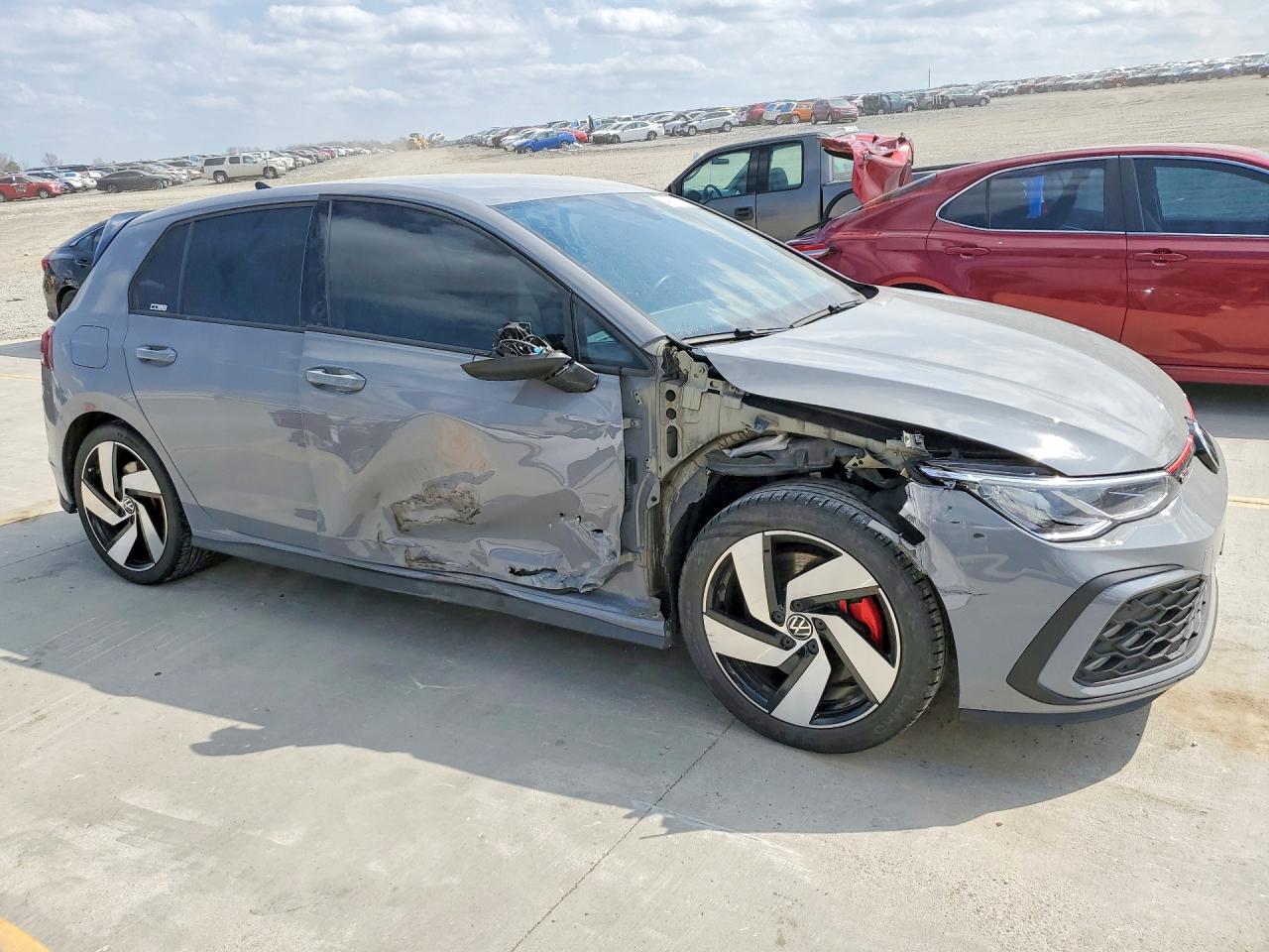 VOLKSWAGEN GOLF 2022 — 5