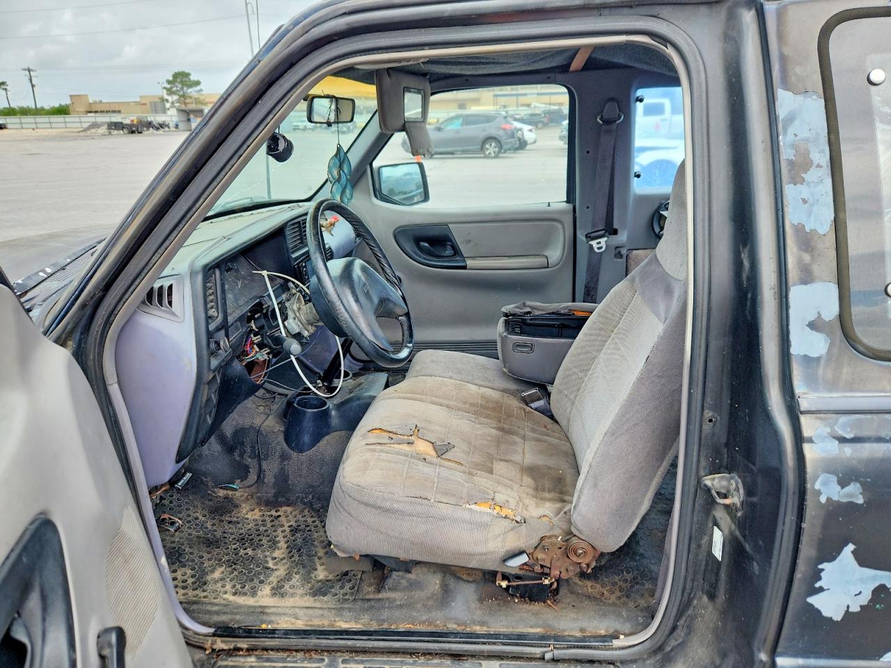 MAZDA B3000 1994 — 8